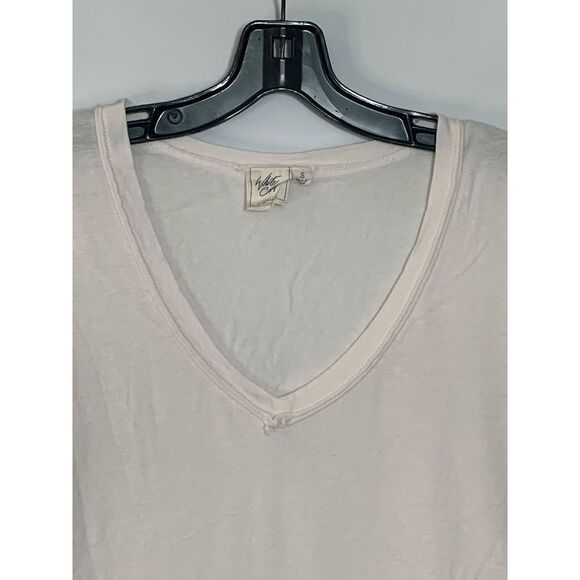 White Crow Buckle V Neck Raw Edge Light Pink T Shirt Size Small - Picture 2 of 8